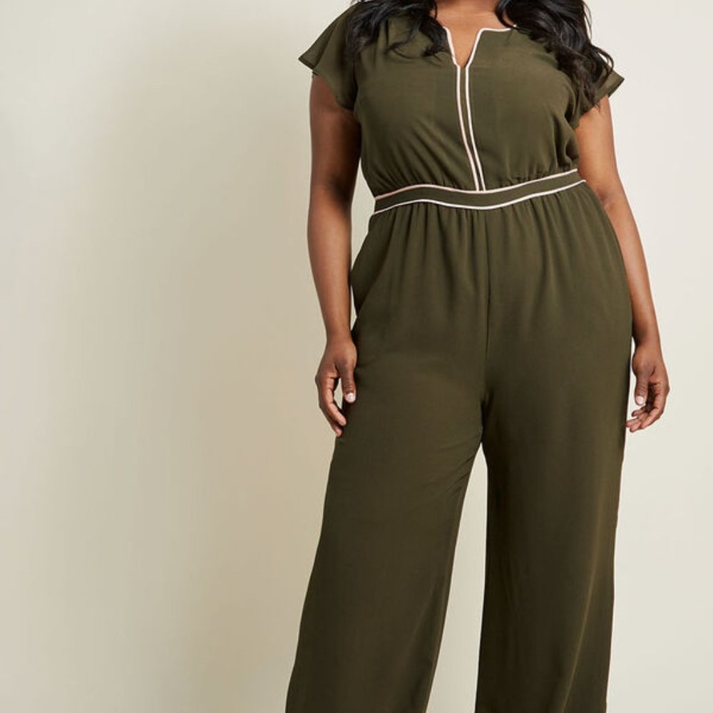 🍉Modcloth Intrigue Mastery Wide-Leg Jumpsuit
